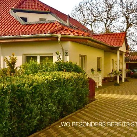 Haus Am See Bernburg Exterior photo